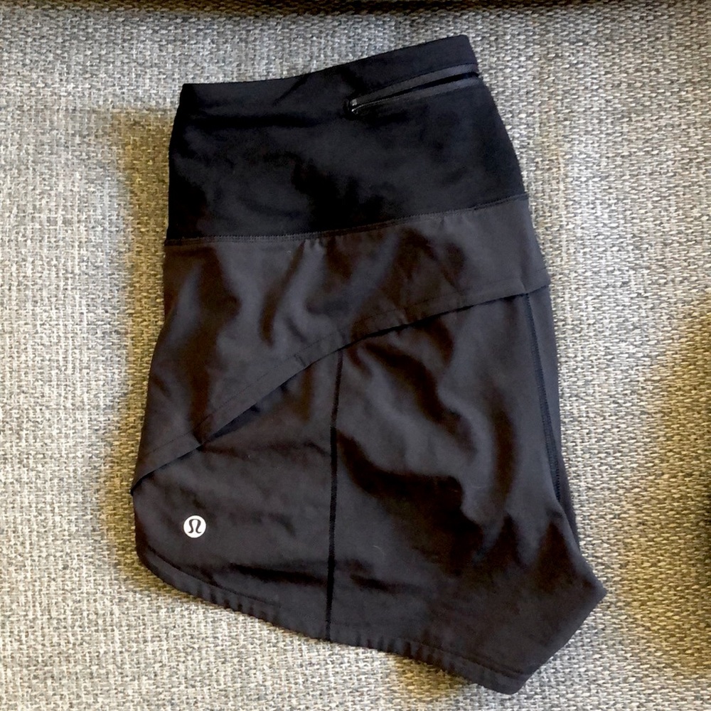 Lululemon Speed Up Short High Rise (NWOT)